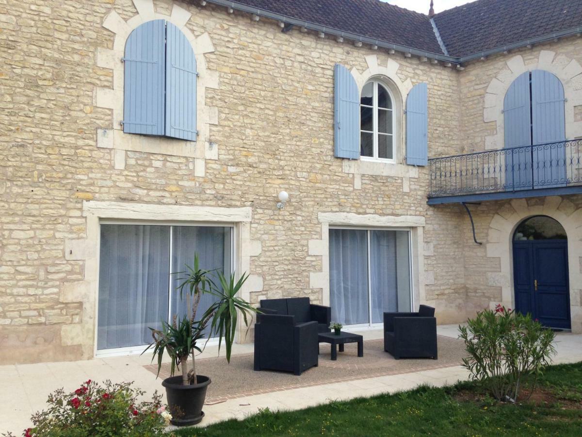 Les Clos Bleus Neuville-du-Poitou Buitenkant foto
